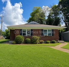Building Photo - 1304 Snowden Ave