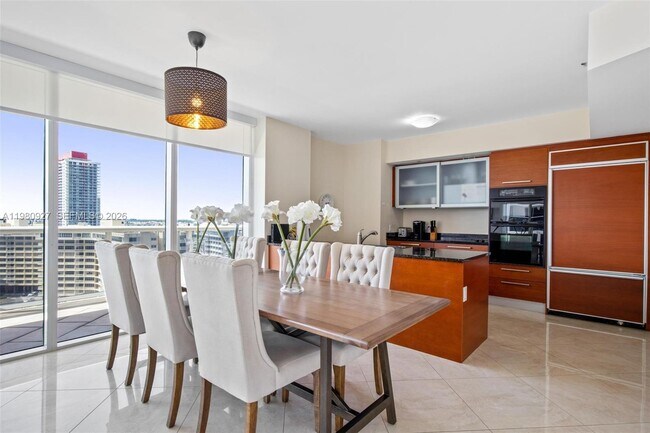 Foto del edificio - 1830 S Ocean Dr