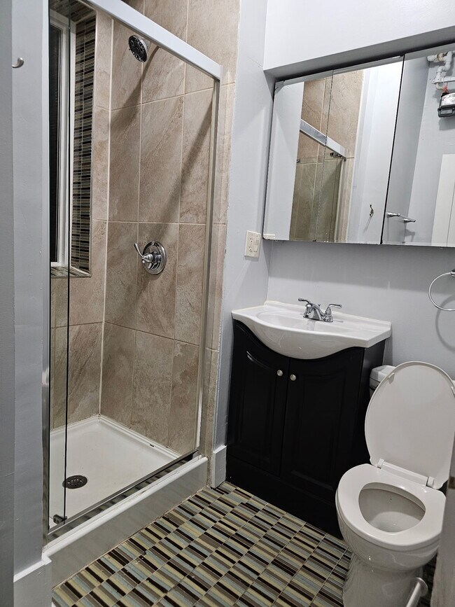 Foto del edificio - 1830 W 17th St