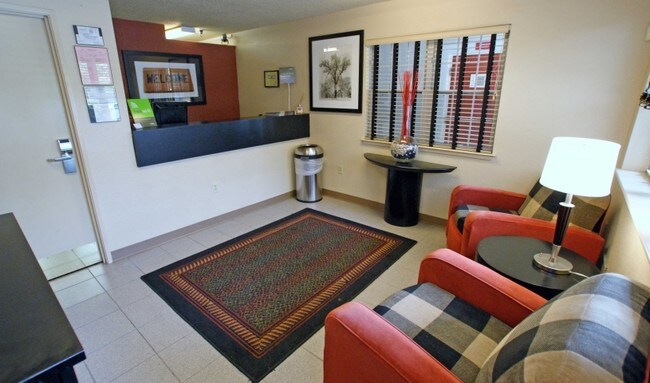Furnished Studio Chattanooga Apartments Tn Lobby And Guest Check In Furnished Studio Chattanooga
