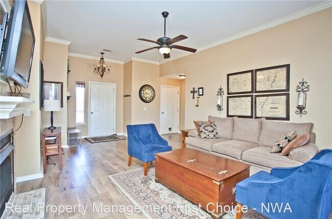 Foto del edificio - 3 br, 2 bath House - 1062 S Liberty Drive
