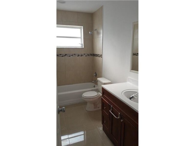 Foto del edificio - 6461 Grant Ct