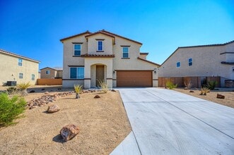 Building Photo - 3863 Summit Ave