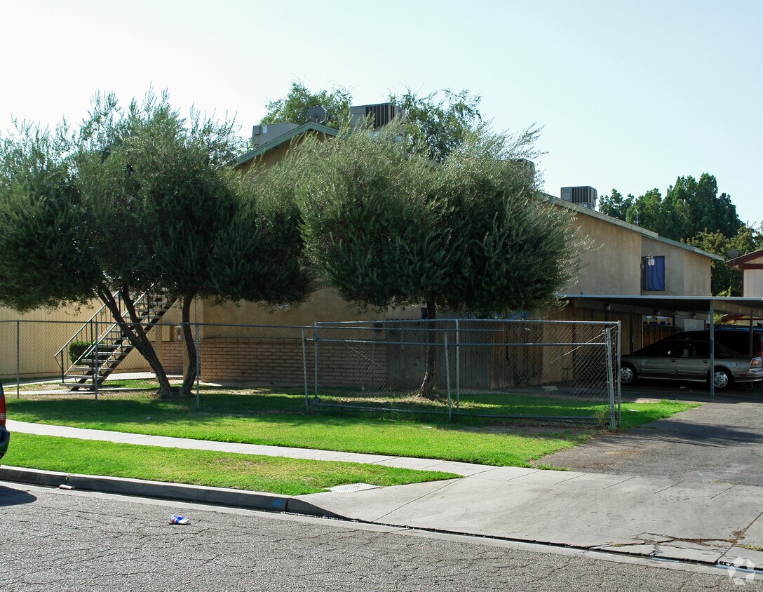 Foto del edificio - Montecito Complex