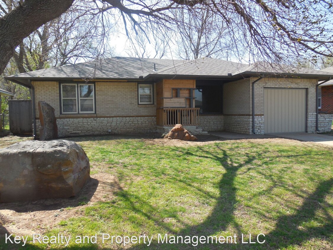 Primary Photo - 3 br, 1 bath House - 1612 Downing St