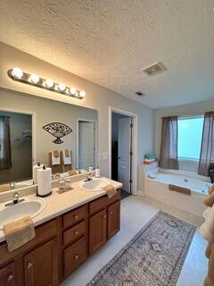 Foto del edificio - 7061 Skippingstone Way