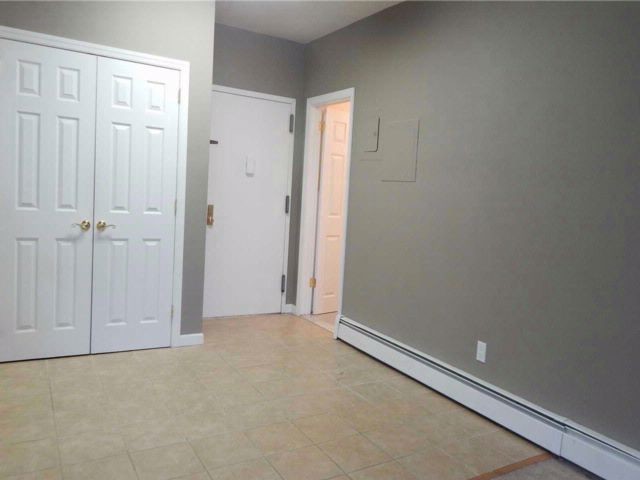 Building Photo - 2 Nagel Ct
