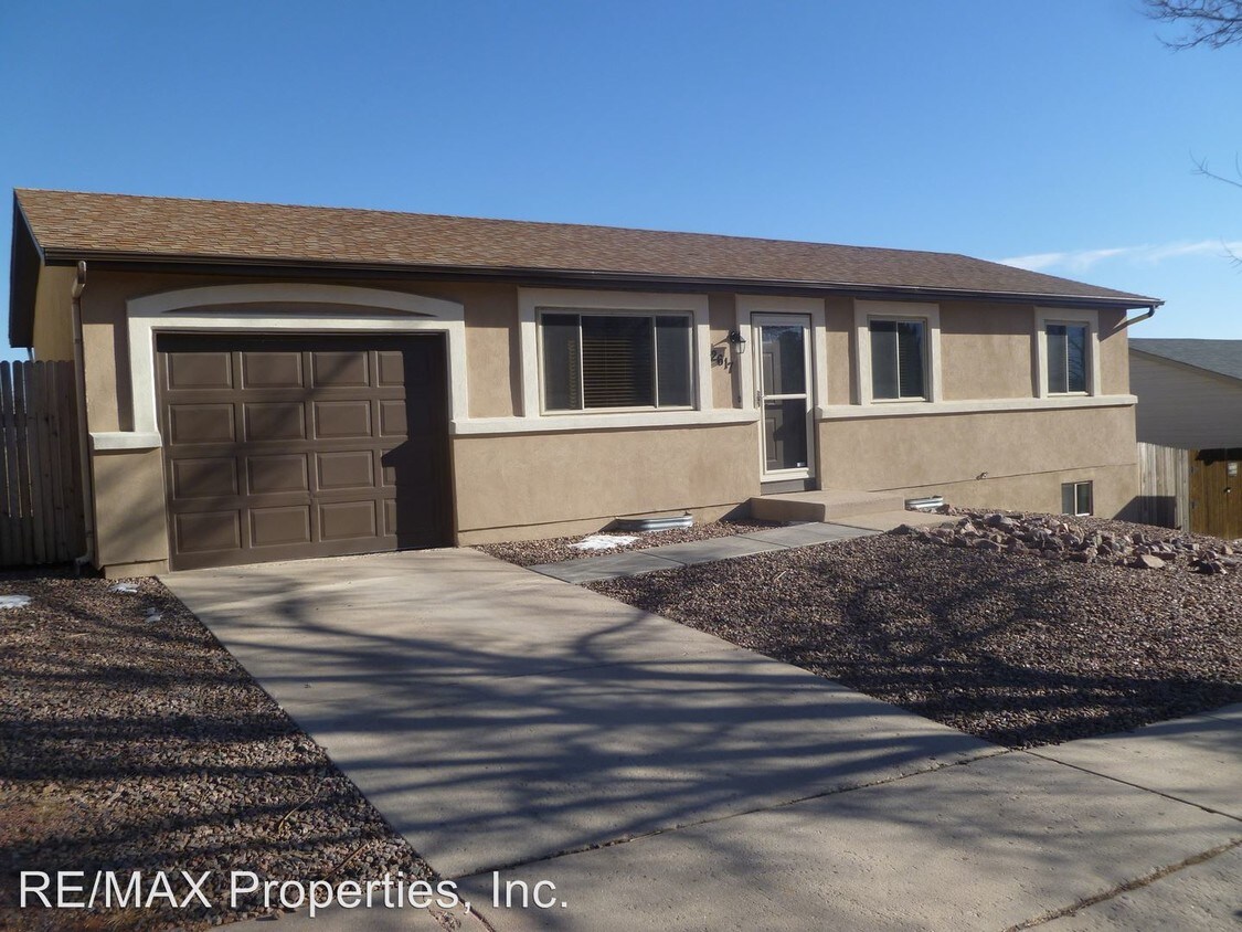 Foto principal - 5 br, 2 bath House - 2617 W Montebello Drive