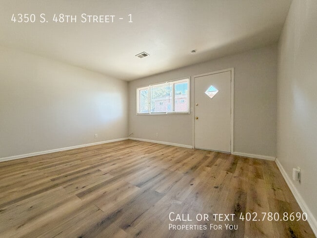 Building Photo - 4350 S 48th St