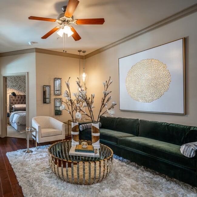 Building Photo - Spacious Living + Special Offers Available!