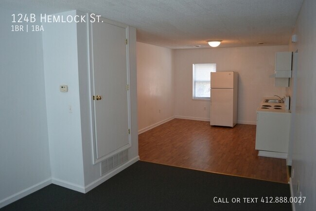 Foto del edificio - Large Central Northside 1 bedroom Townhome