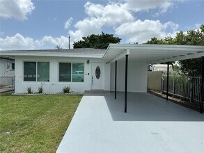 Building Photo - 400 NW 61st Ave