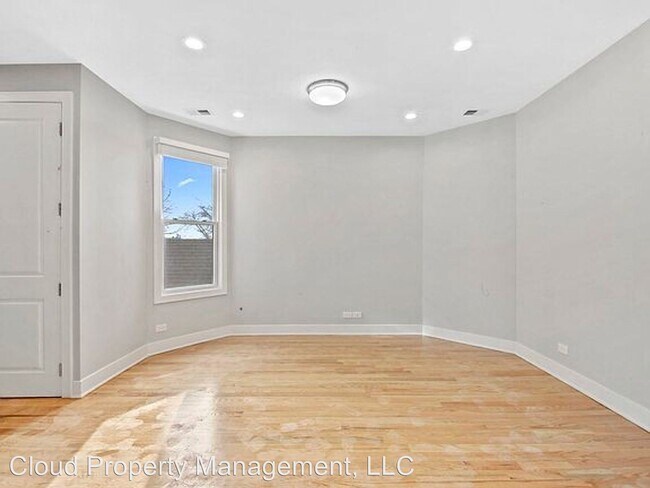 Foto del edificio - 2 br, 2 bath Apartment - 3300 S Bell Ave