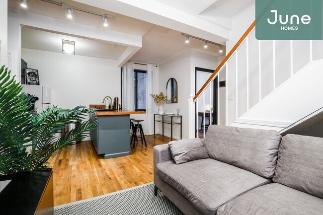 Foto del edificio - Full room in 5-bed/2.0-bath Home