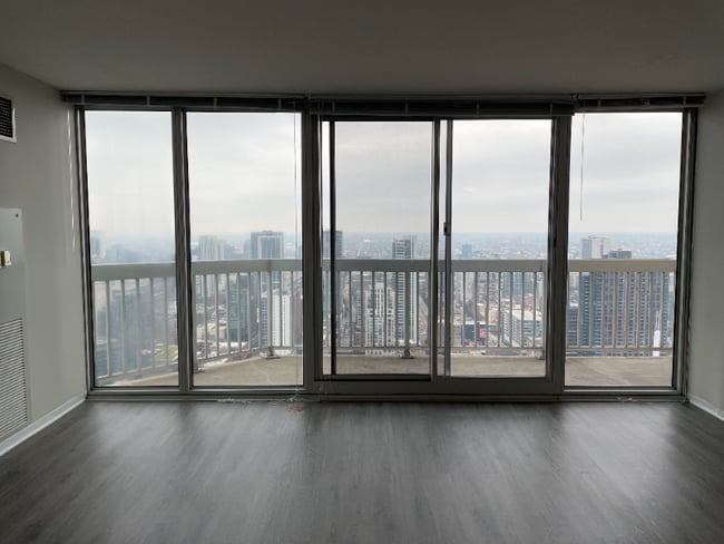 Photo - 551 N State St Apartment