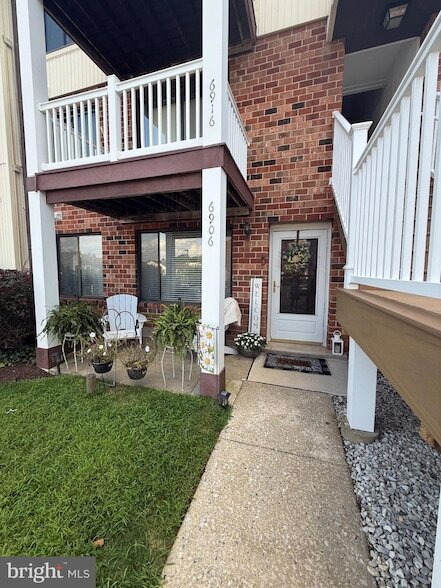 Foto del edificio - 6906 Hilltop Dr