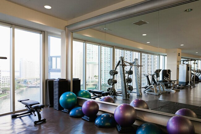 Foto del edificio - 485 Brickell Ave