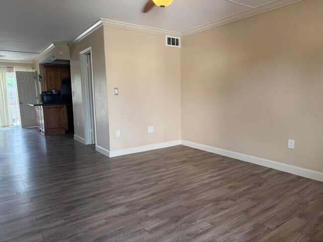 Building Photo - 5937 SW 36th Ct