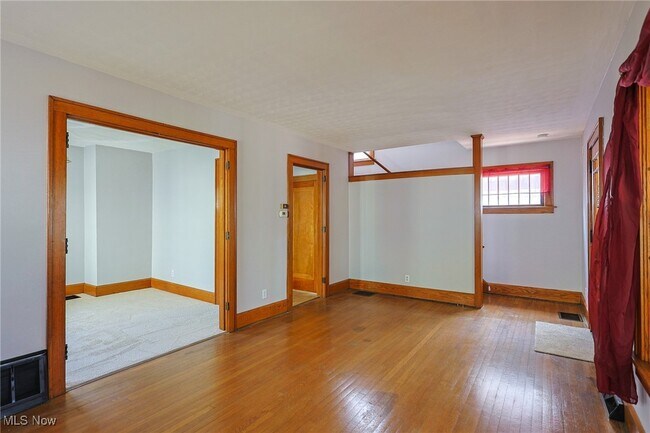 Foto del edificio - 522 Columbus Ave NW