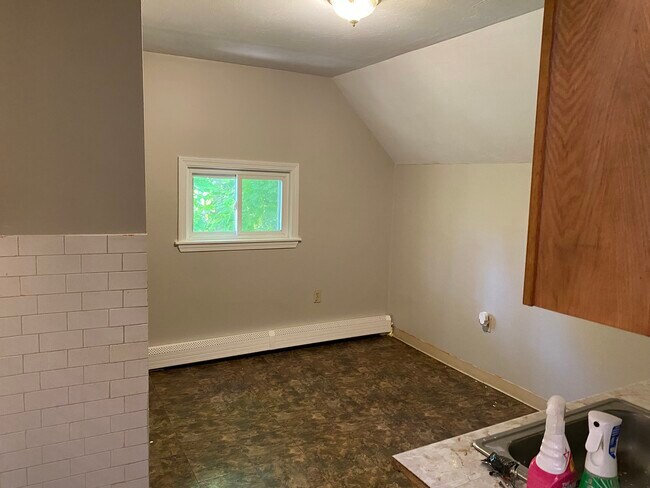 Kitchen - 157 Highland St