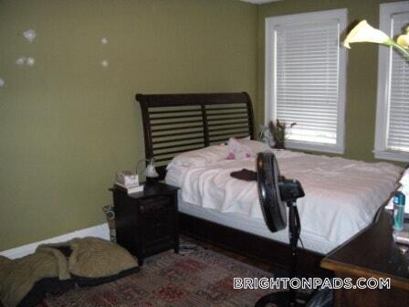 Foto principal - 249 Chestnut Hill Ave