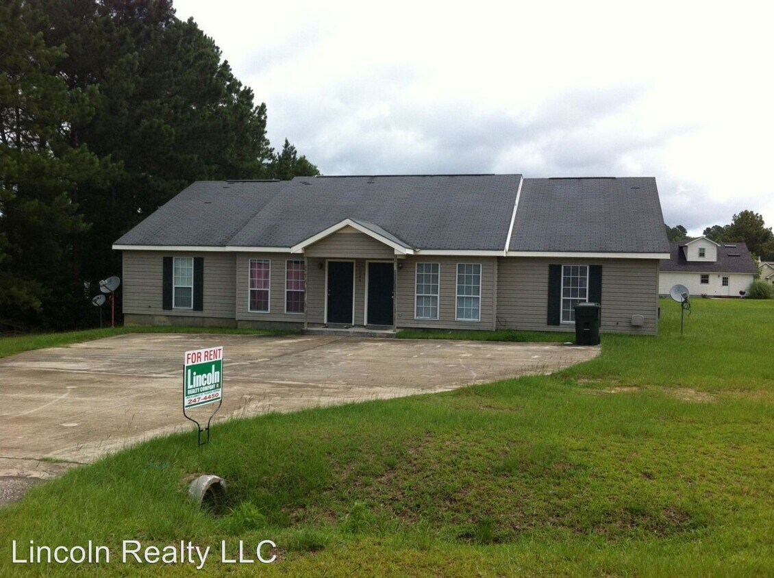 4072 Northlake Dr, Valdosta, GA 31602 Room for Rent in Valdosta, GA
