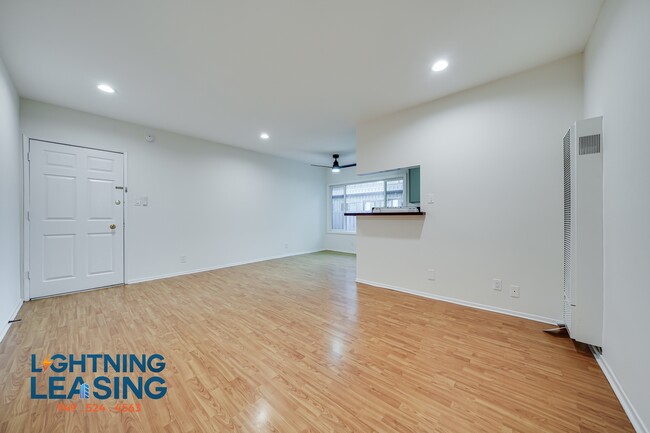 Building Photo - 12812 1/2 Matteson Ave -9D