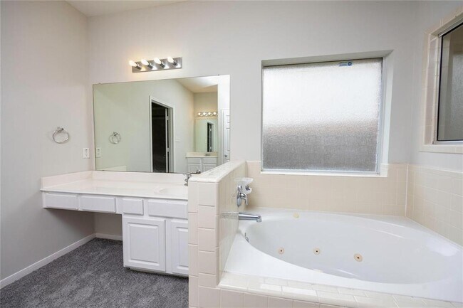 Building Photo - 22907 Breton Point Dr