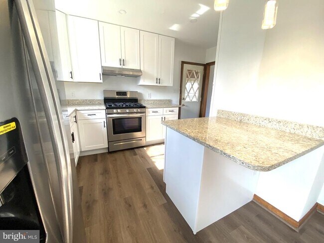 Foto del edificio - 849 Reece Rd
