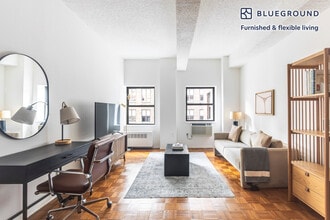 Building Photo - 360 W 34th St.