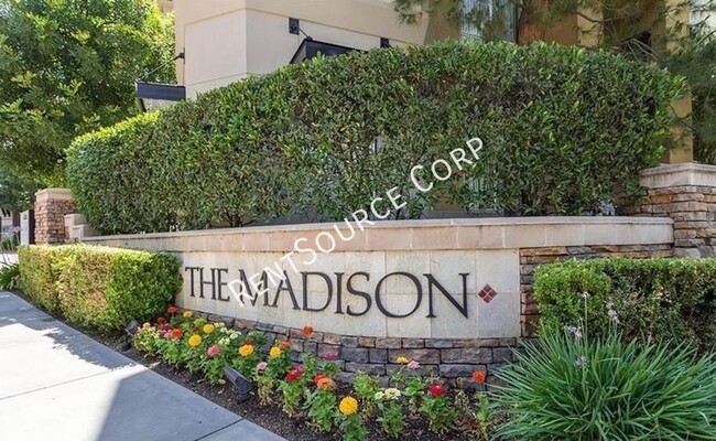 Building Photo - 1 Bedroom Condo for Lease at The Madison a...