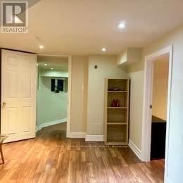 Building Photo - 87 S Kingsway