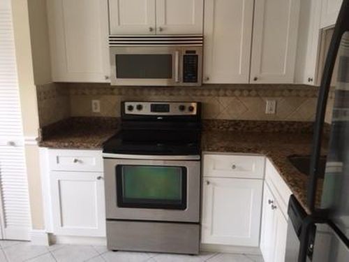 Building Photo - 4551 Discovery Ln