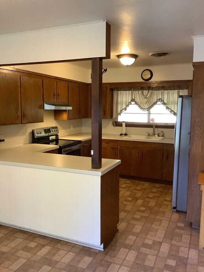 Building Photo - ** SHREVEPORT BLANCHARD AREA **