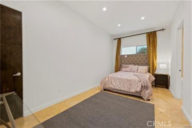 Building Photo - 5353 Shirley Ave