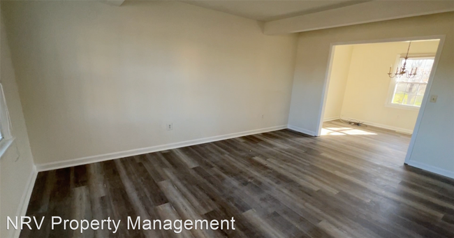 Foto del edificio - 4 br, 2.5 bath House - 103 Canterbury Court