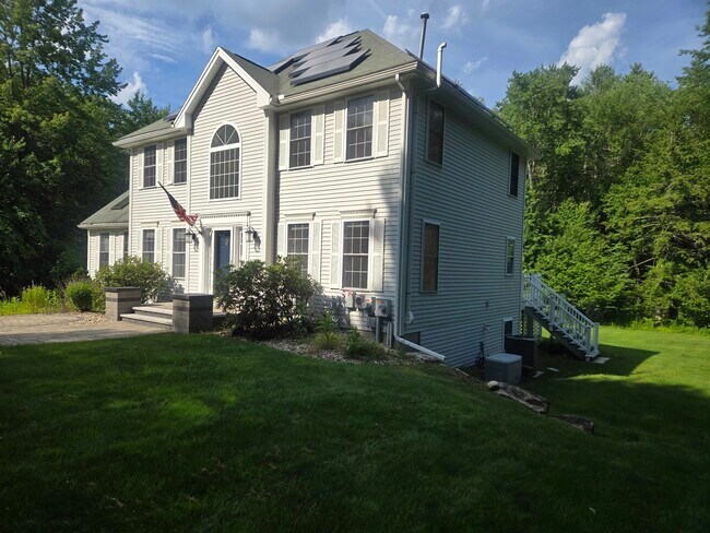 Building Photo - 32 Stowell Rd