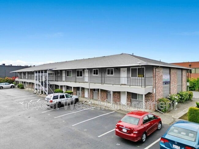 Building Photo - 9100 NE 15th Ave