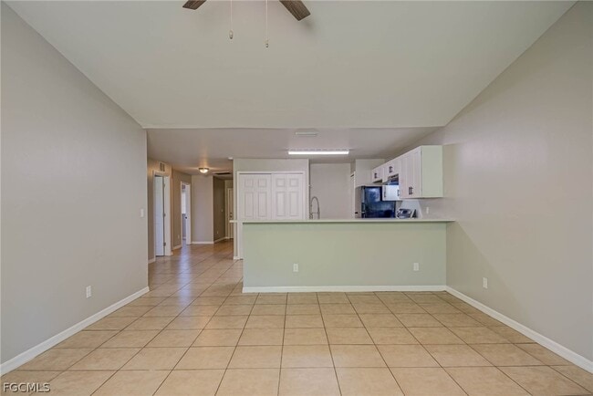 Foto del edificio - 704 Ichabod Ave