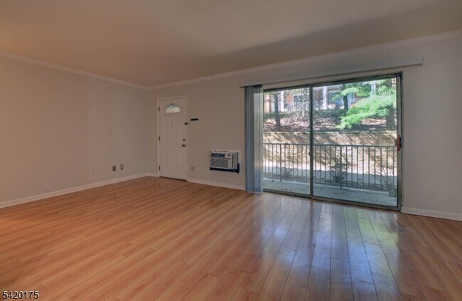 Foto del edificio - 2350 NJ-10