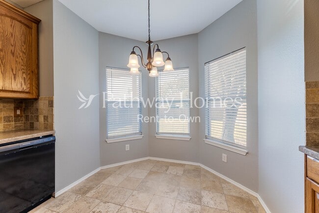 Building Photo - 629 Teakwood Dr