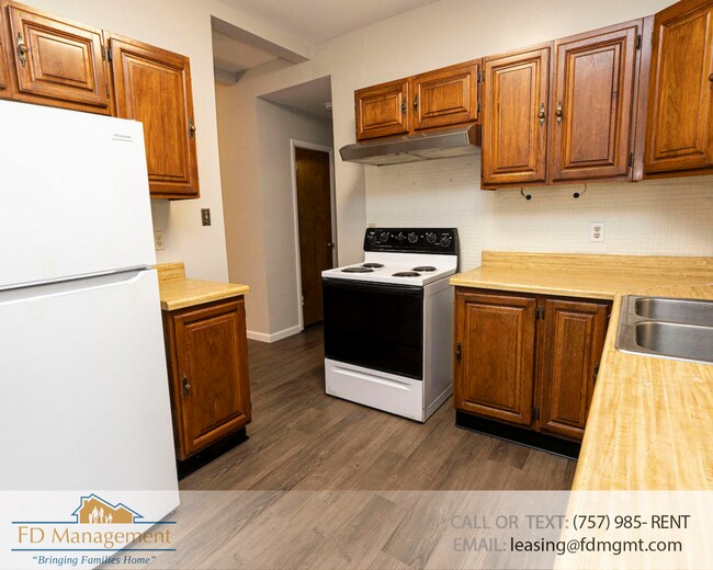 Foto del edificio - 3BR 1BA House close to Langley on Large Lot