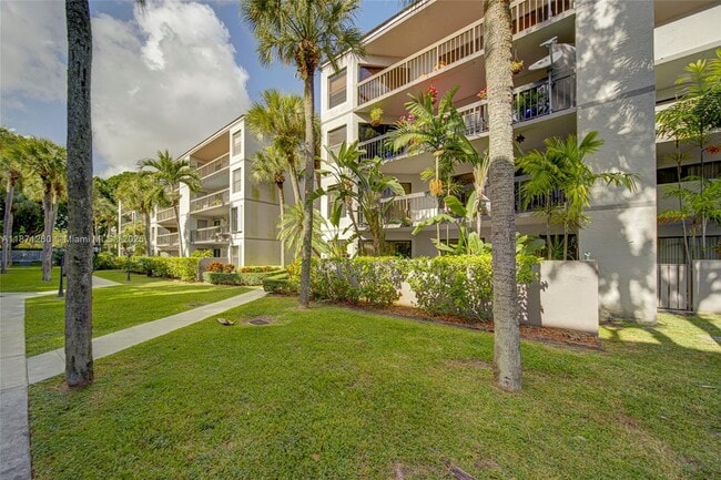 Foto del edificio - 8810 SW 132nd Pl