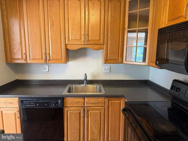 Foto del edificio - 13206 Holdridge Rd