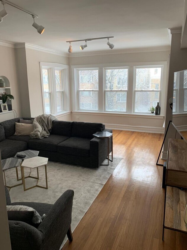 Foto principal - 4833 Wright Terrace
