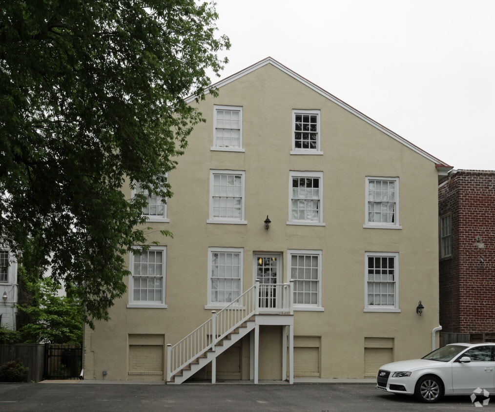Building Photo - SANCTUARY CONDOMINIUM