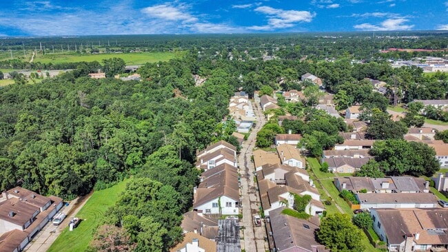 Foto del edificio - 5747 Easthampton Dr