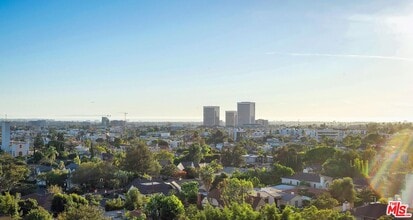 Building Photo - 10724 Wilshire Blvd