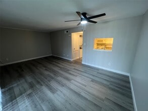Building Photo - 12633 Memorial Dr