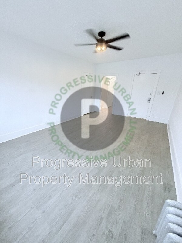 Building Photo - 13671 Euclid Ave